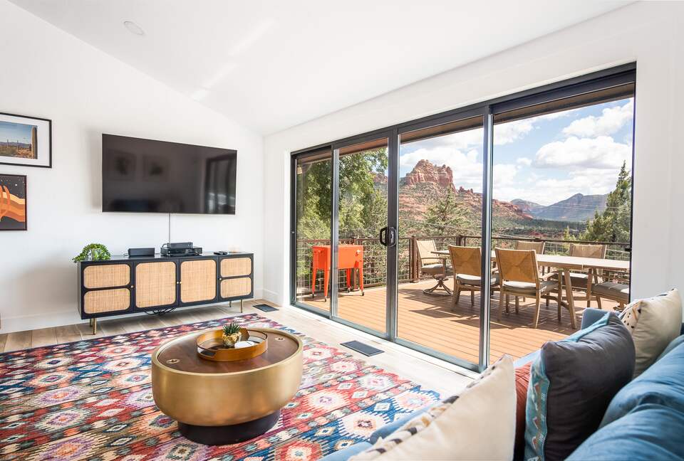 Uptown Viewhouse with Endless Views + Hot Tub - Sedona, Arizona