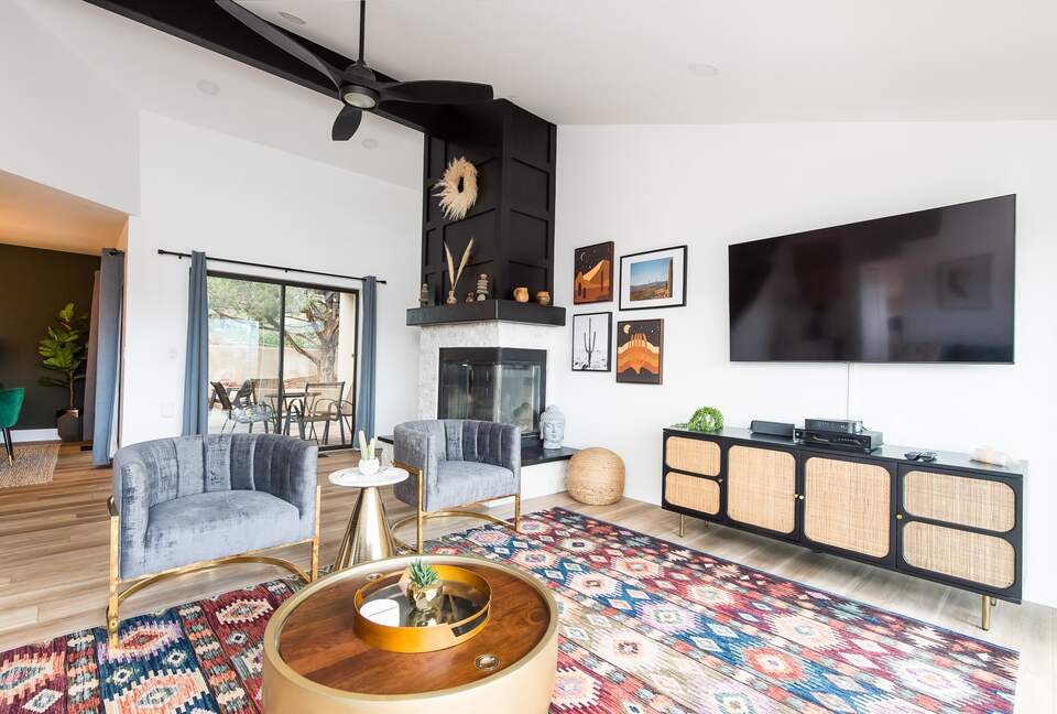 Uptown Viewhouse with Endless Views + Hot Tub - Sedona, Arizona