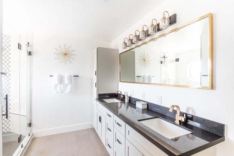 Uptown Viewhouse with Endless Views + Hot Tub - Sedona, Arizona