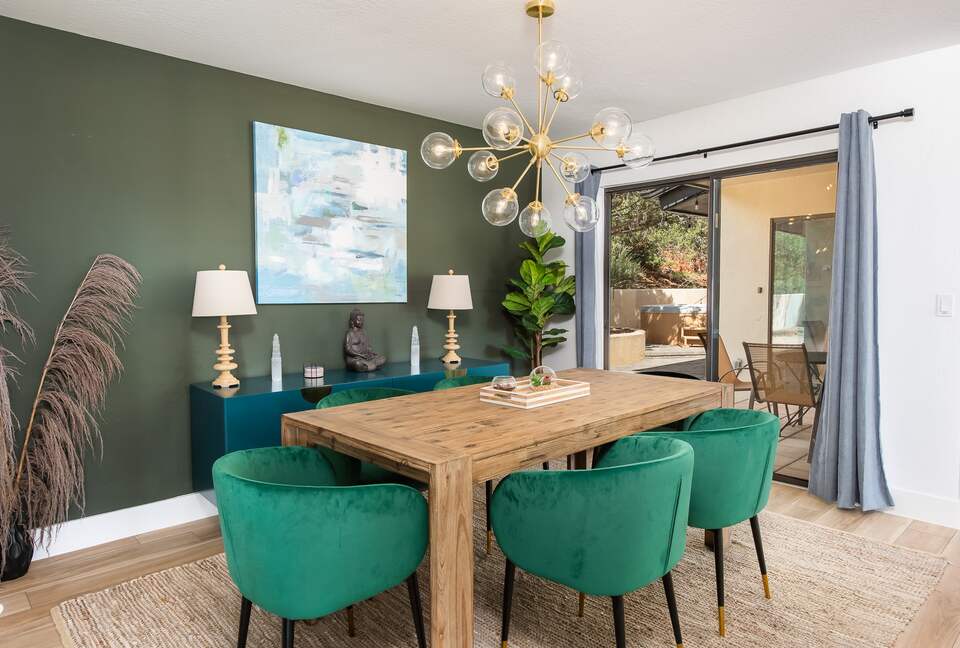 Uptown Viewhouse with Endless Views + Hot Tub - Sedona, Arizona