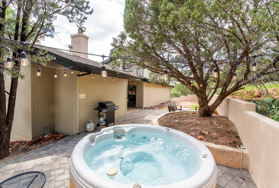 Uptown Viewhouse with Endless Views + Hot Tub - Sedona, Arizona