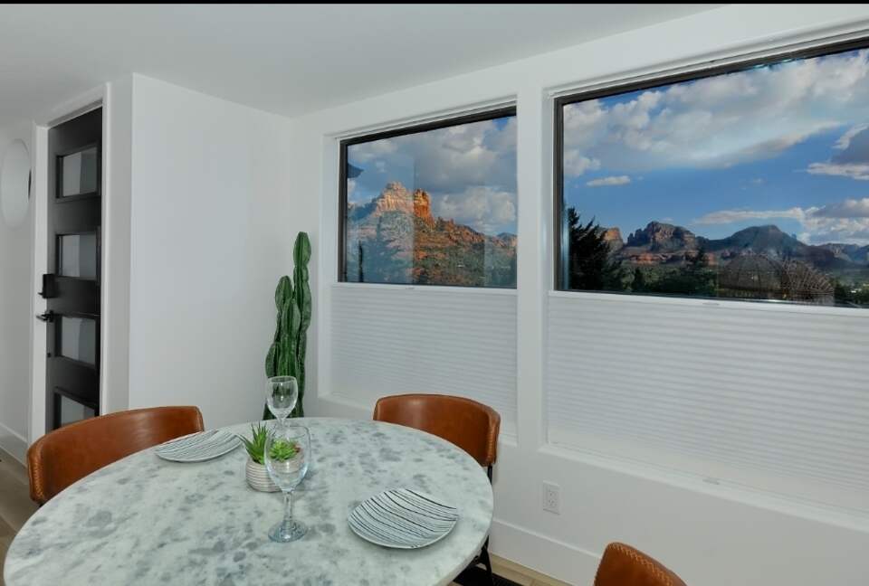 Uptown Viewhouse with Endless Views + Hot Tub - Sedona, Arizona