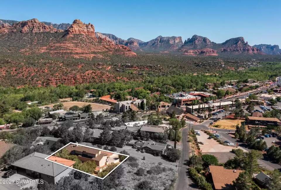 Uptown Viewhouse with Endless Views + Hot Tub - Sedona, Arizona
