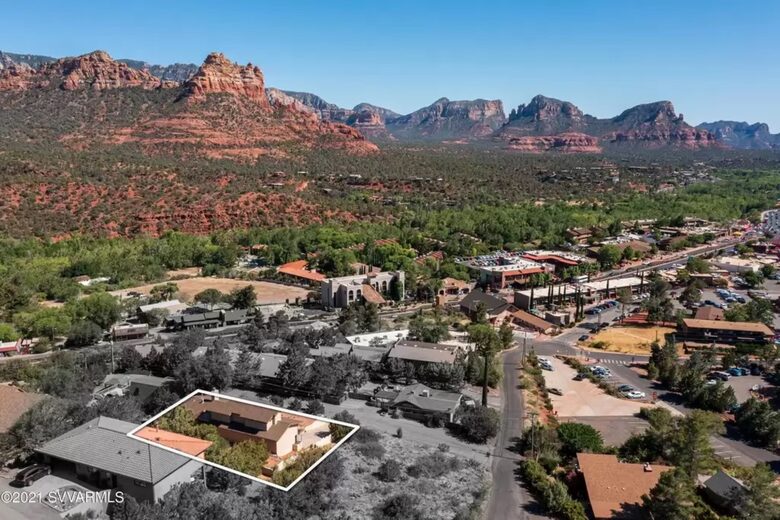 Uptown Viewhouse with Endless Views + Hot Tub - Sedona, Arizona