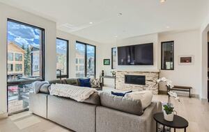 Silverthorne Luxury Retreat | Modern New Construction, Drive to Top Ski Resorts - Silverthorne, Colorado