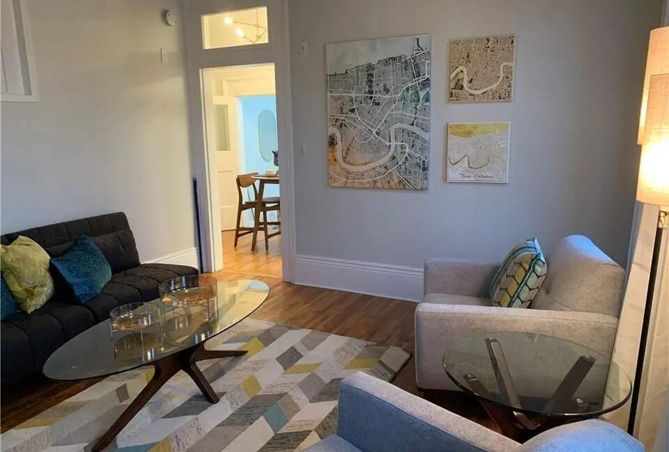 Perfectly Located, Chic New Orleans Apartment - New Orleans, Louisiana