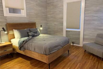 Perfectly Located, Chic New Orleans Apartment - New Orleans, Louisiana