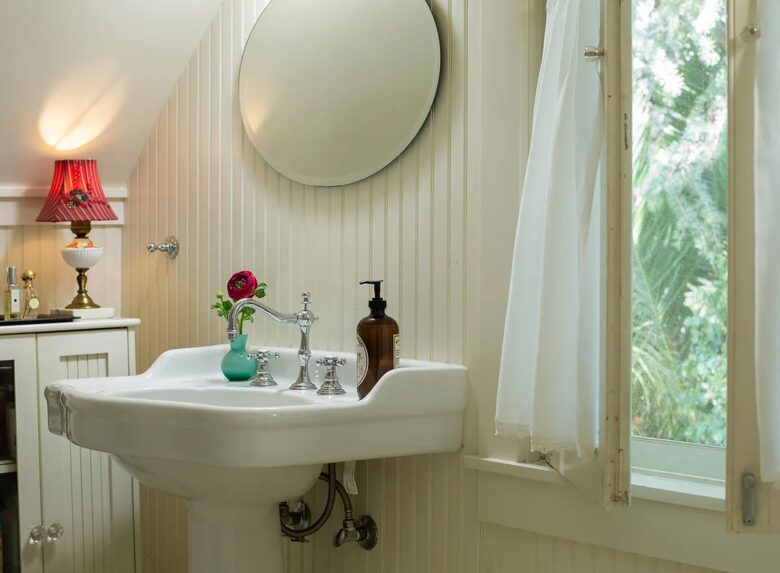 Gorgeous Historic Cottage - Walk to Town - Ojai, California