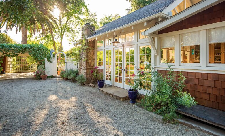 Gorgeous Historic Cottage - Walk to Town - Ojai, California