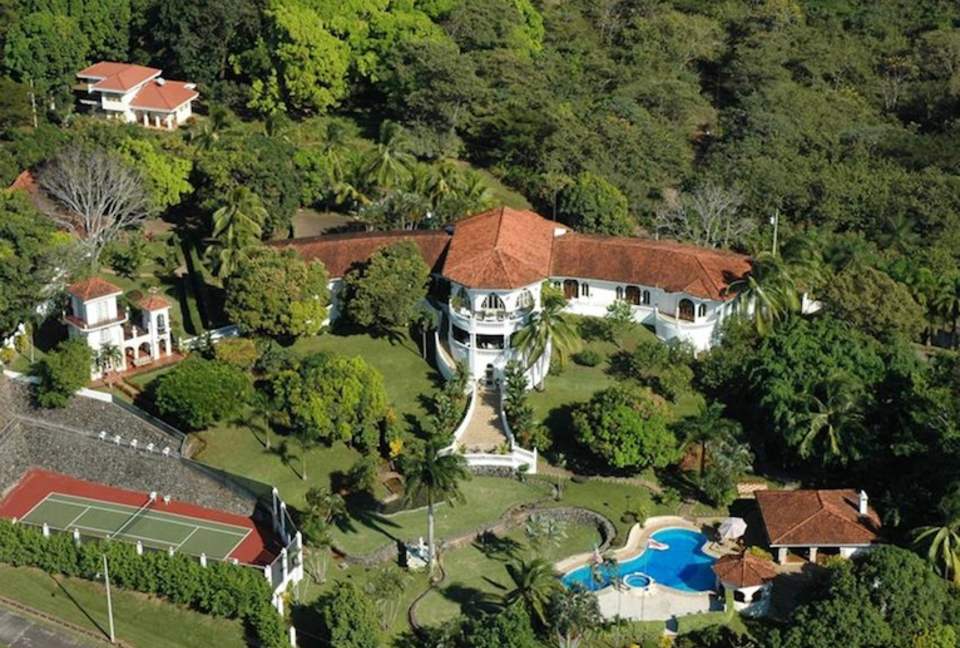 El Castillo de Esparza - Esparza, Costa Rica