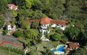 El Castillo de Esparza - Esparza, Costa Rica