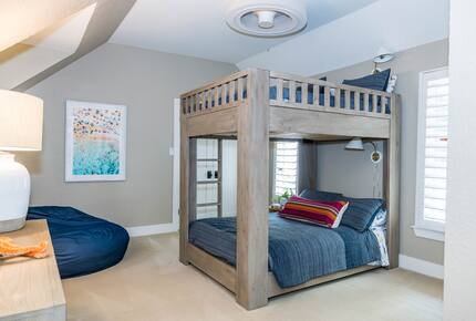 Mustard Seed with Private Dock - Austin, Texas