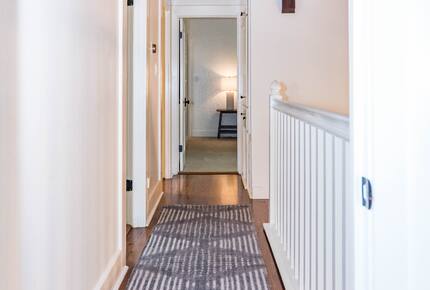 Mustard Seed with Private Dock - Austin, Texas