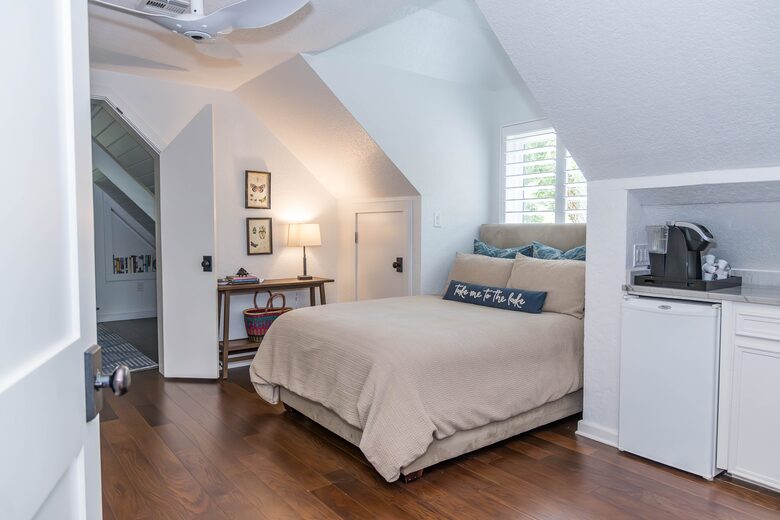 Mustard Seed with Private Dock - Austin, Texas