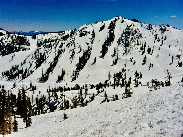 Luxury Ski-in-Ski-out Palisades Tahoe Village Retreat | With Mountain & Plaza Views - Olympic Valley, California