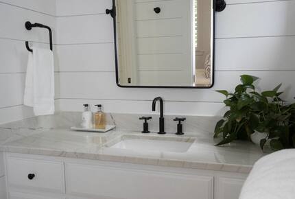 Mustard Seed with Private Dock - Austin, Texas