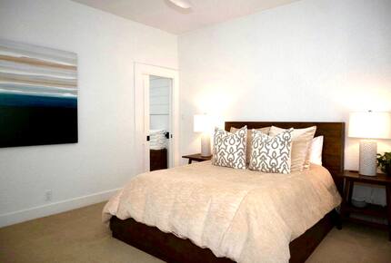 Mustard Seed with Private Dock - Austin, Texas