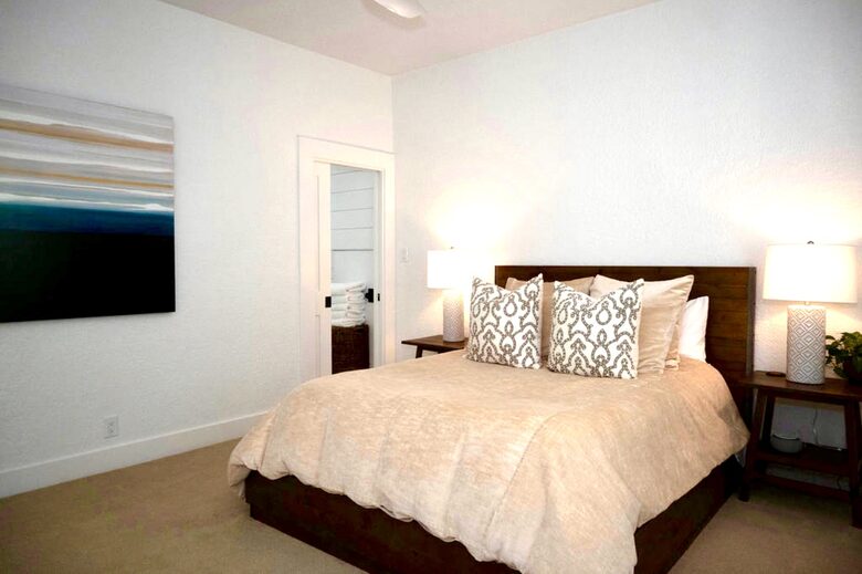 Mustard Seed with Private Dock - Austin, Texas