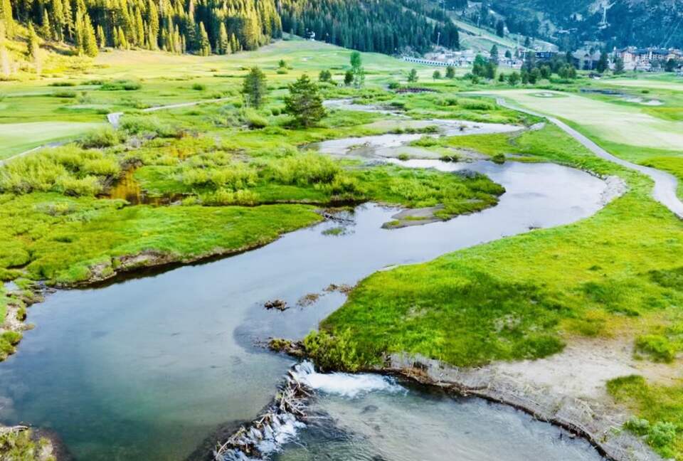 Luxury Ski-in-Ski-out Palisades Tahoe Village Retreat | With Mountain & Plaza Views - Olympic Valley, California