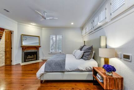 Mustard Seed with Private Dock - Austin, Texas