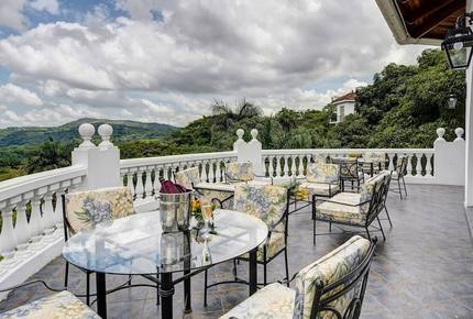 El Castillo de Esparza - Esparza, Costa Rica