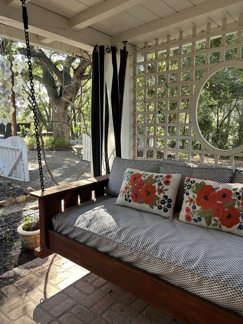 Gorgeous Historic Cottage - Walk to Town - Ojai, California