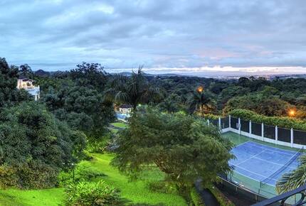 El Castillo de Esparza - Esparza, Costa Rica