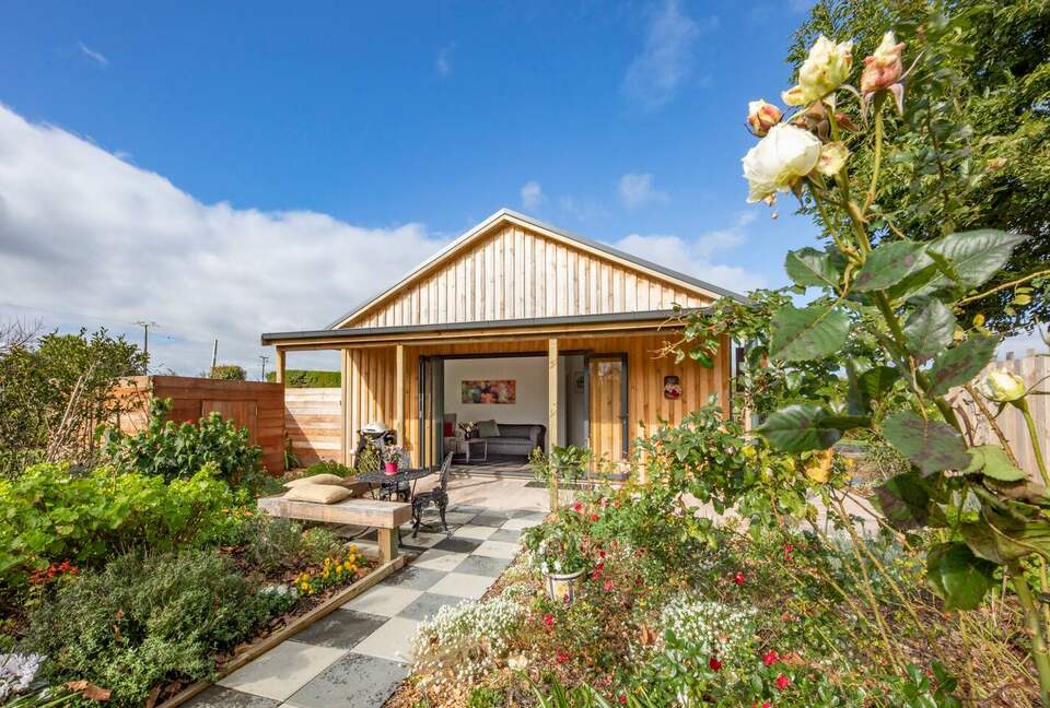 Rose Cottage - Karaka, New Zealand