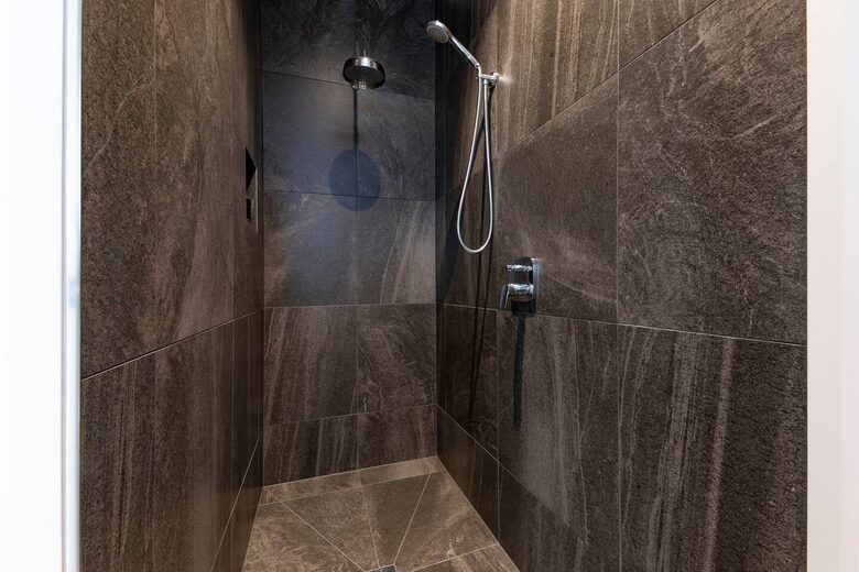 Rose Cottage - Karaka, New Zealand