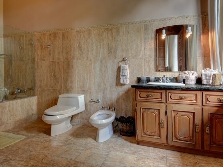 El Castillo de Esparza - Esparza, Costa Rica