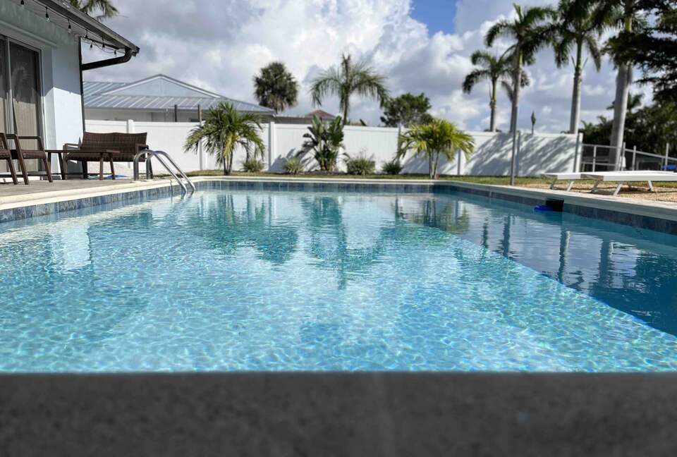 Little Piece of Heaven | Direct gulf access - Cape Coral, Florida