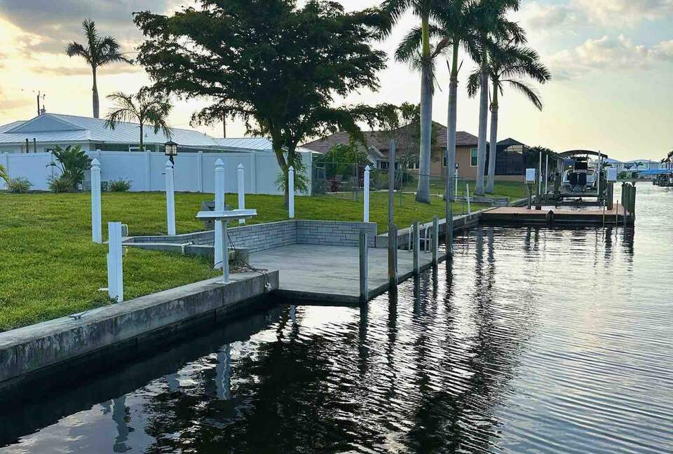 Little Piece of Heaven | Direct gulf access - Cape Coral, Florida