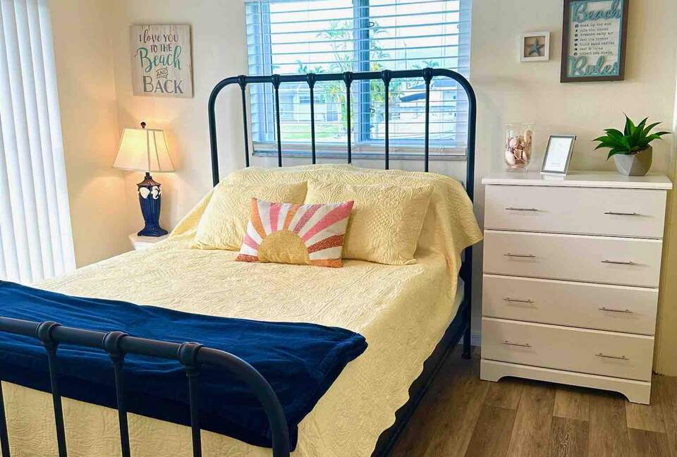 Little Piece of Heaven | Direct gulf access - Cape Coral, Florida