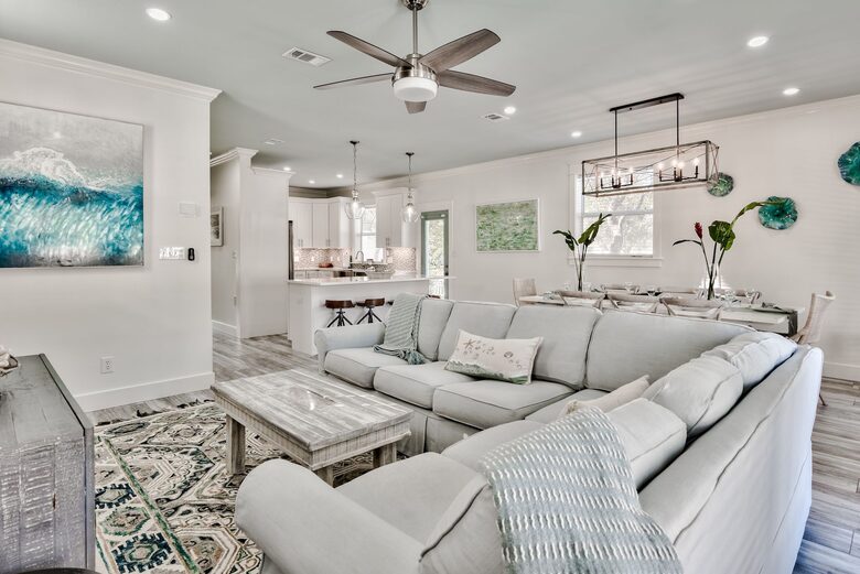 Destin Getaway | Heated Pool | Hot Tub | Golf Cart |Beach Service I Bikes - Destin, Florida