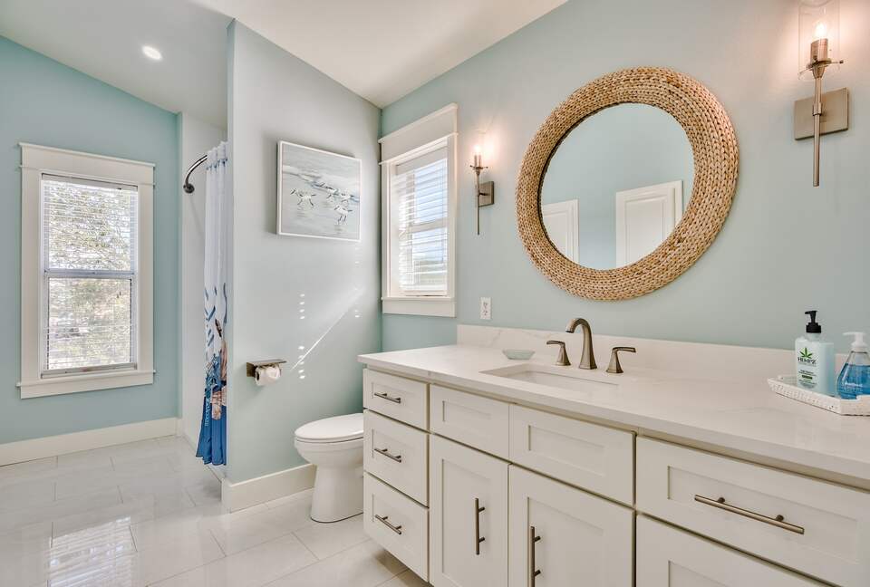 Destin Getaway | Heated Pool | Hot Tub | Golf Cart |Beach Service I Bikes - Destin, Florida