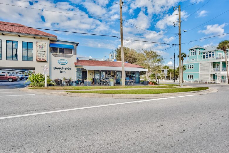 Destin Getaway | Heated Pool | Hot Tub | Golf Cart |Beach Service I Bikes - Destin, Florida