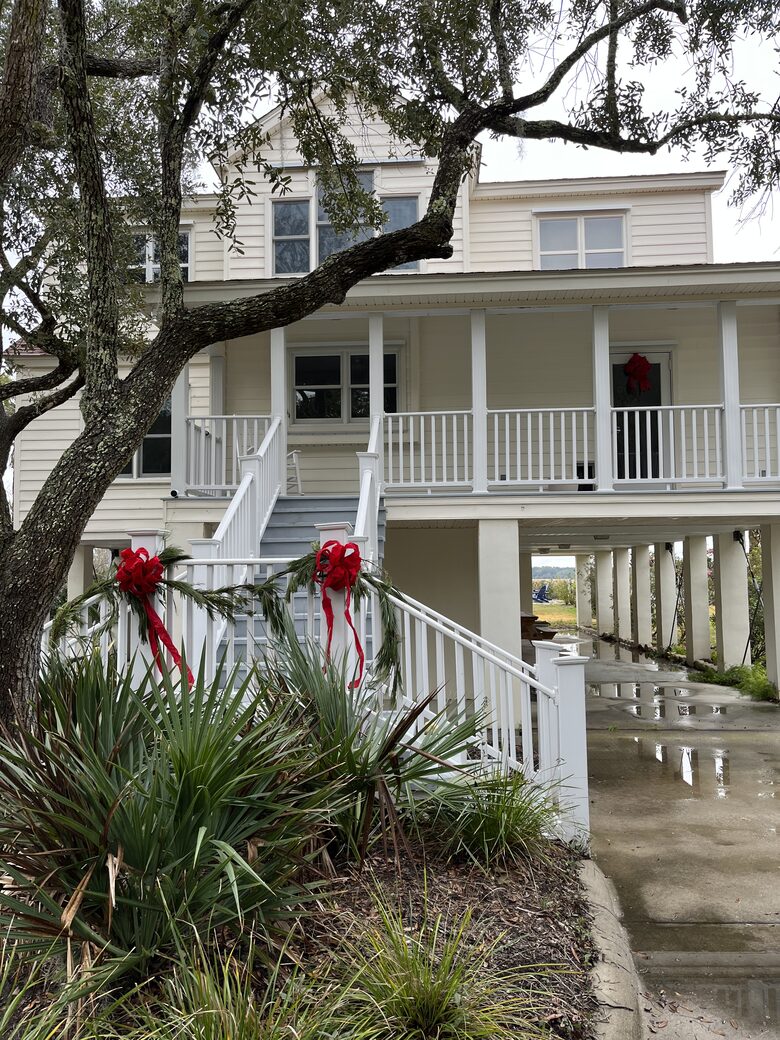 Edisto Island Deep Water Cottage - Edisto Island, South Carolina