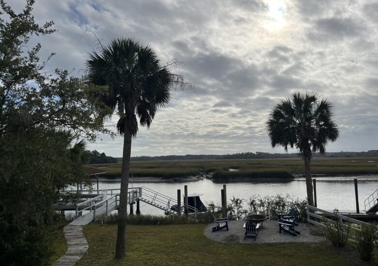 Edisto Island Deep Water Cottage - Edisto Island, South Carolina