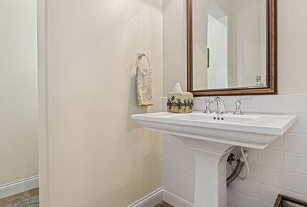 Stunning Resort Home | Pool | Hot Tub | Games - Encinitas, California