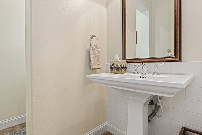 Stunning Resort Home | Pool | Hot Tub | Games - Encinitas, California