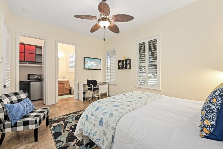 Stunning Resort Home | Pool | Hot Tub | Games - Encinitas, California