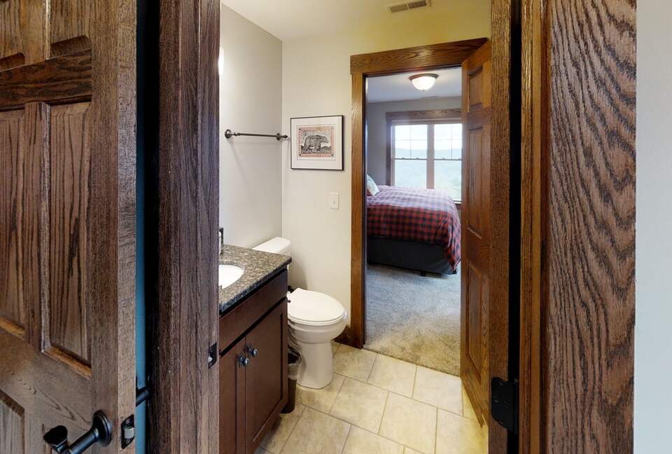 Black Bear Crossing #21 | Slopeside with Great Ski Trail Views - Snowshoe, West Virginia