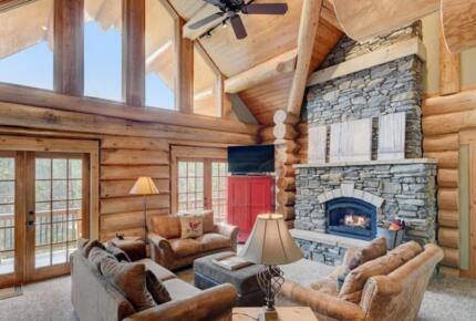 Winter Park Luxury Log Home | Hot Tub | Arcade |Amazing Views - Fraser, Colorado