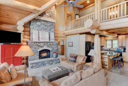 Winter Park Luxury Log Home | Hot Tub | Arcade |Amazing Views - Fraser, Colorado