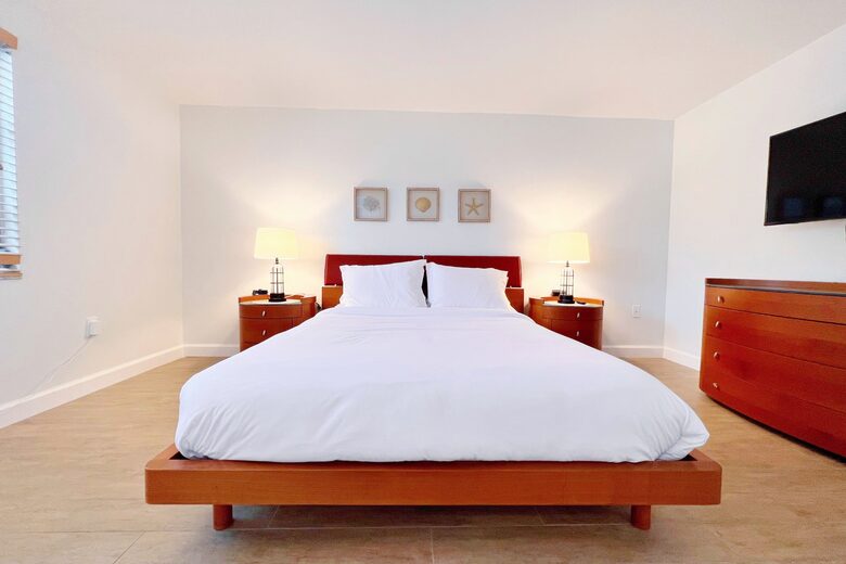 Sarasota Holiday House | Siesta Key Beach 5 Min Away - Sarasota, Florida