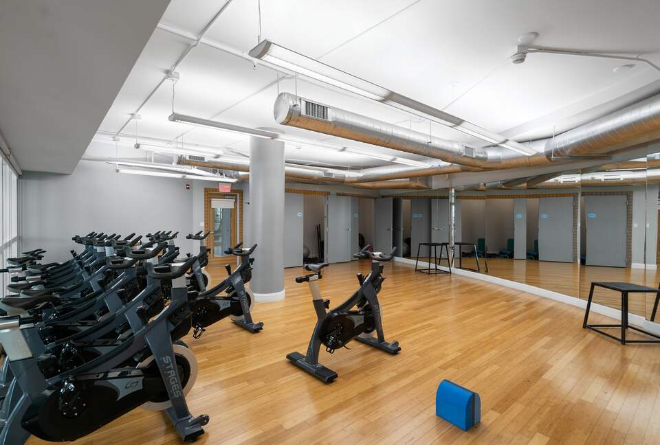 Luxury 2-Bedroom Escape with Amazing Ocean Views - Miami, Florida