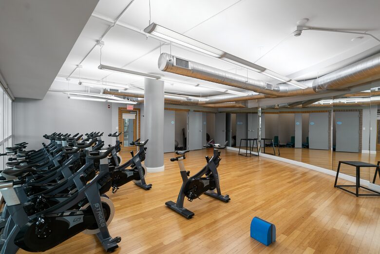 Luxury 2-Bedroom Escape with Amazing Ocean Views - Miami, Florida