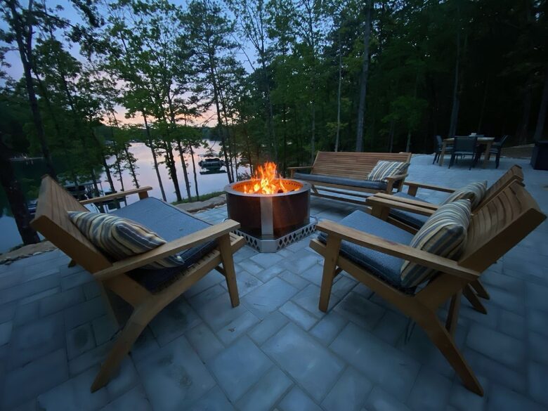 Stunning New Lake Keowee Contemporary Waterfront Home! - Six Mile, South Carolina