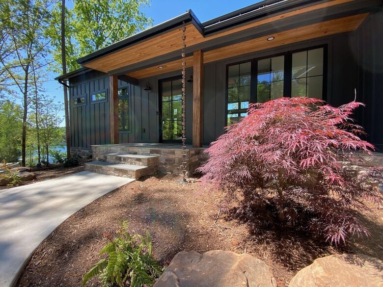 Stunning New Lake Keowee Contemporary Waterfront Home! - Six Mile, South Carolina