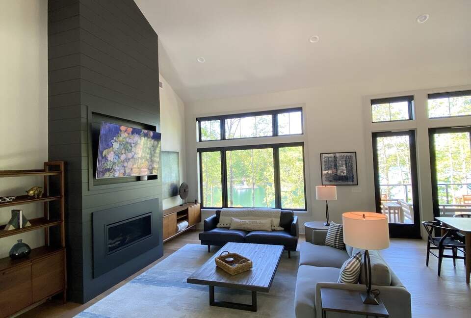 Stunning New Lake Keowee Contemporary Waterfront Home! - Six Mile, South Carolina